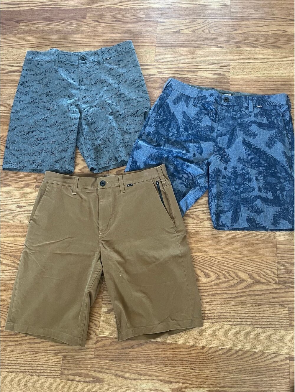 Hurley size 32 shorts bundle